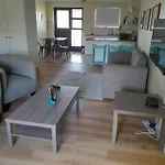 Luxury Studio Sleeps Up To 3 Adults - Sunset Beach