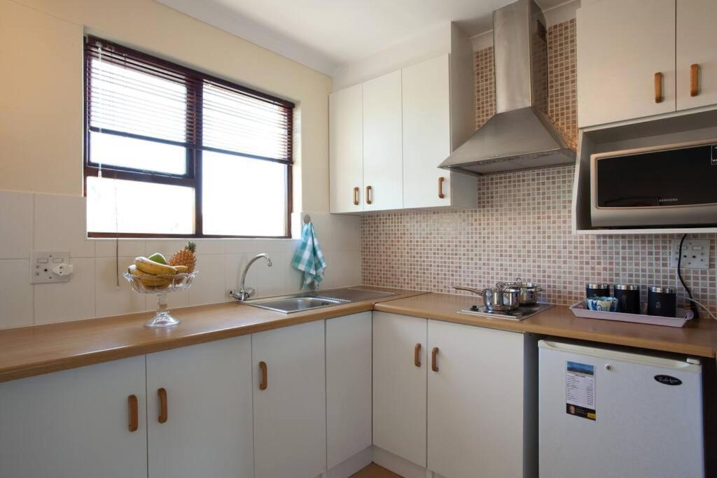 Apartment Luxury Sleeps Up To 3 Adults - Sunset