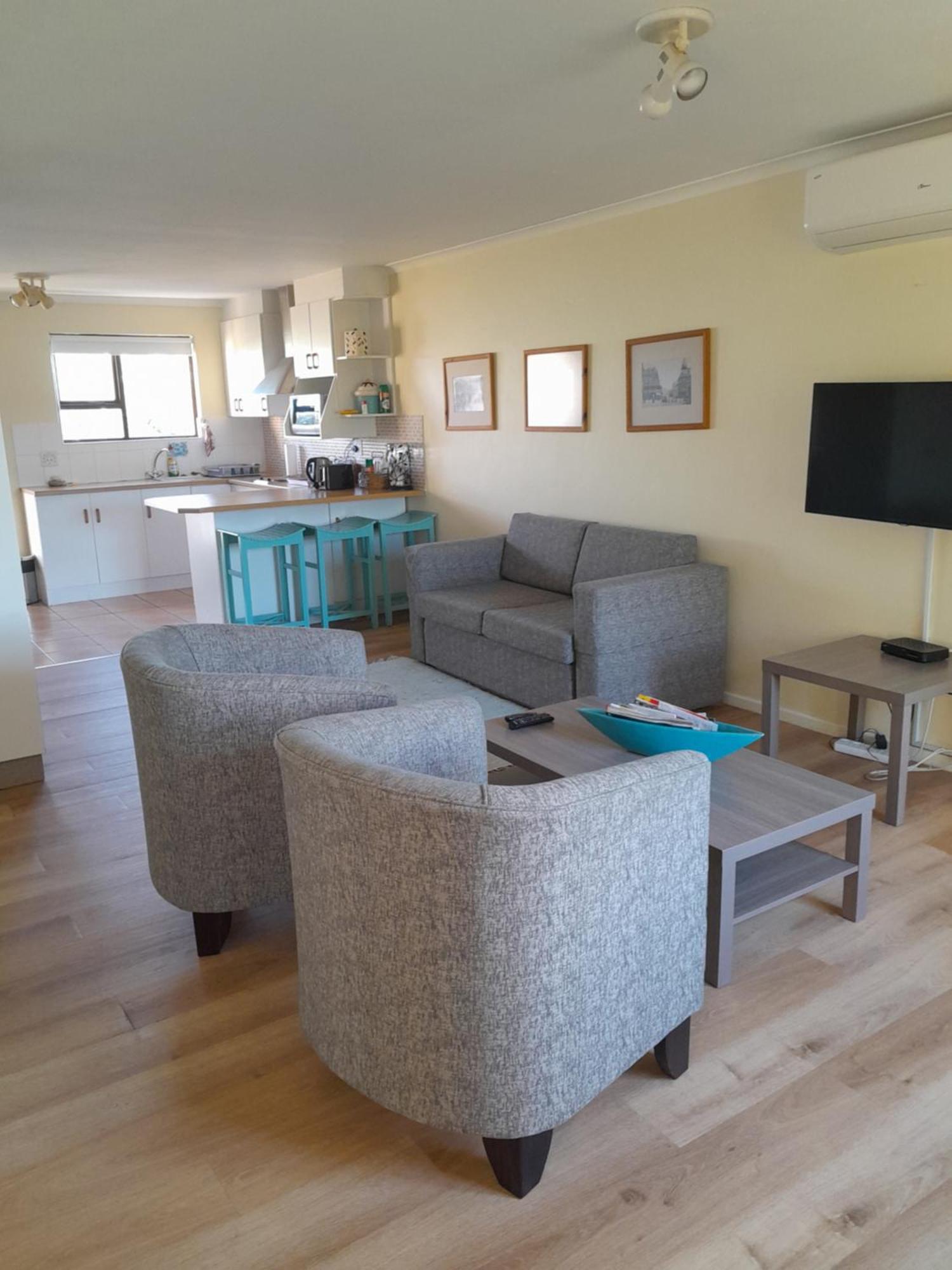 Apartment Luxury Sleeps Up To 3 Adults - Sunset Cape Town