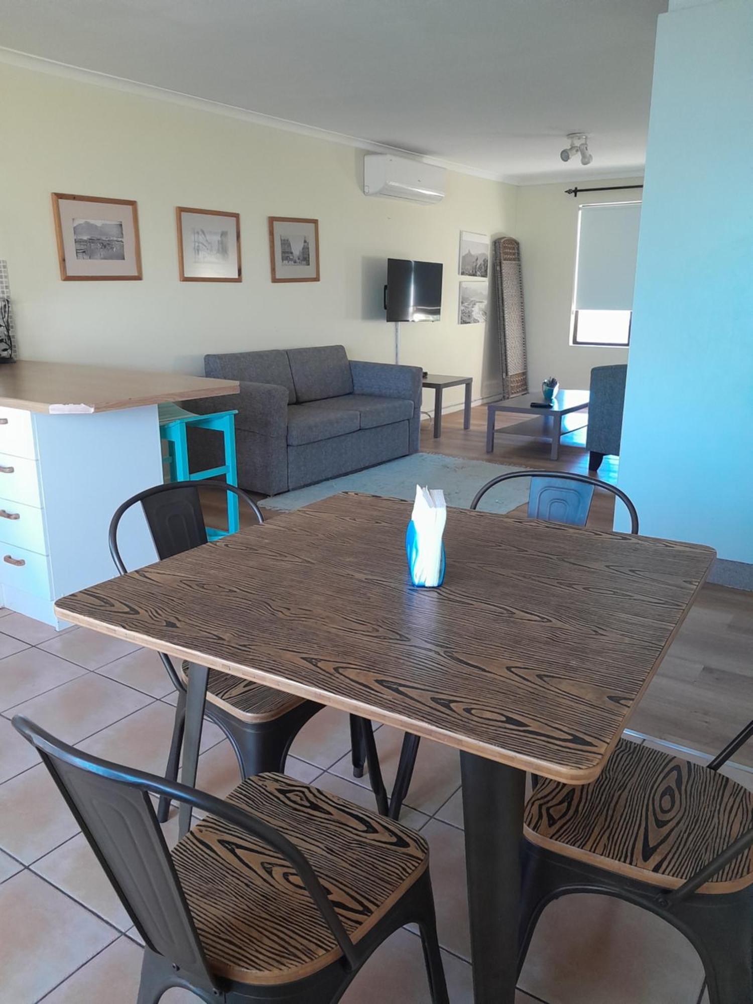 Apartment Luxury Sleeps Up To 3 Adults - Sunset *