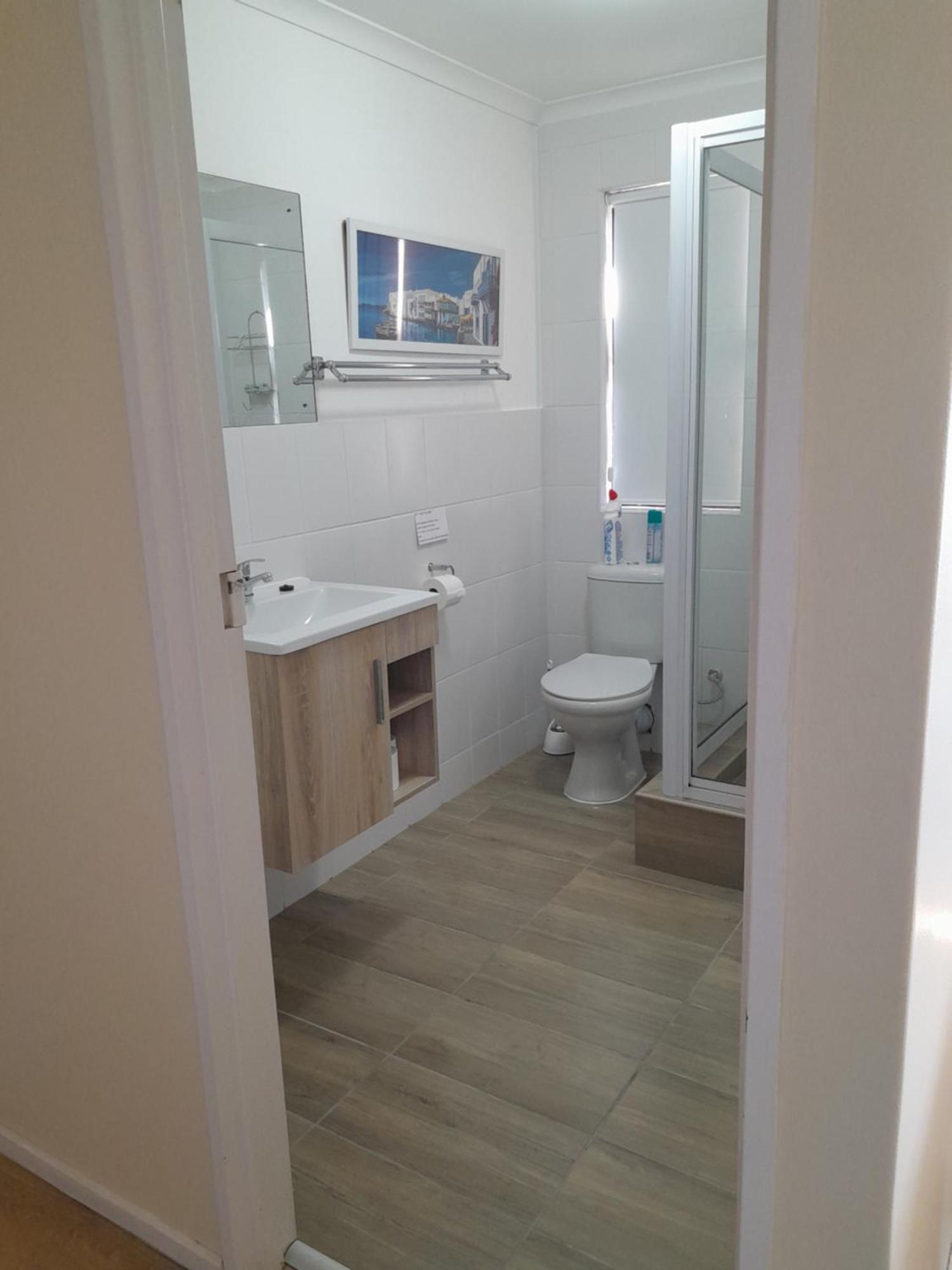 Luxury Sleeps Up To 3 Adults - Sunset Apartment